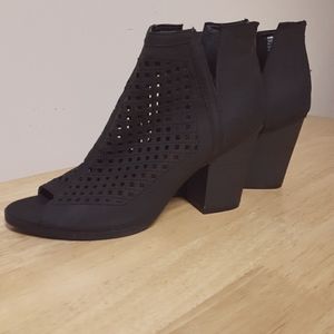 Zip up open toe heels